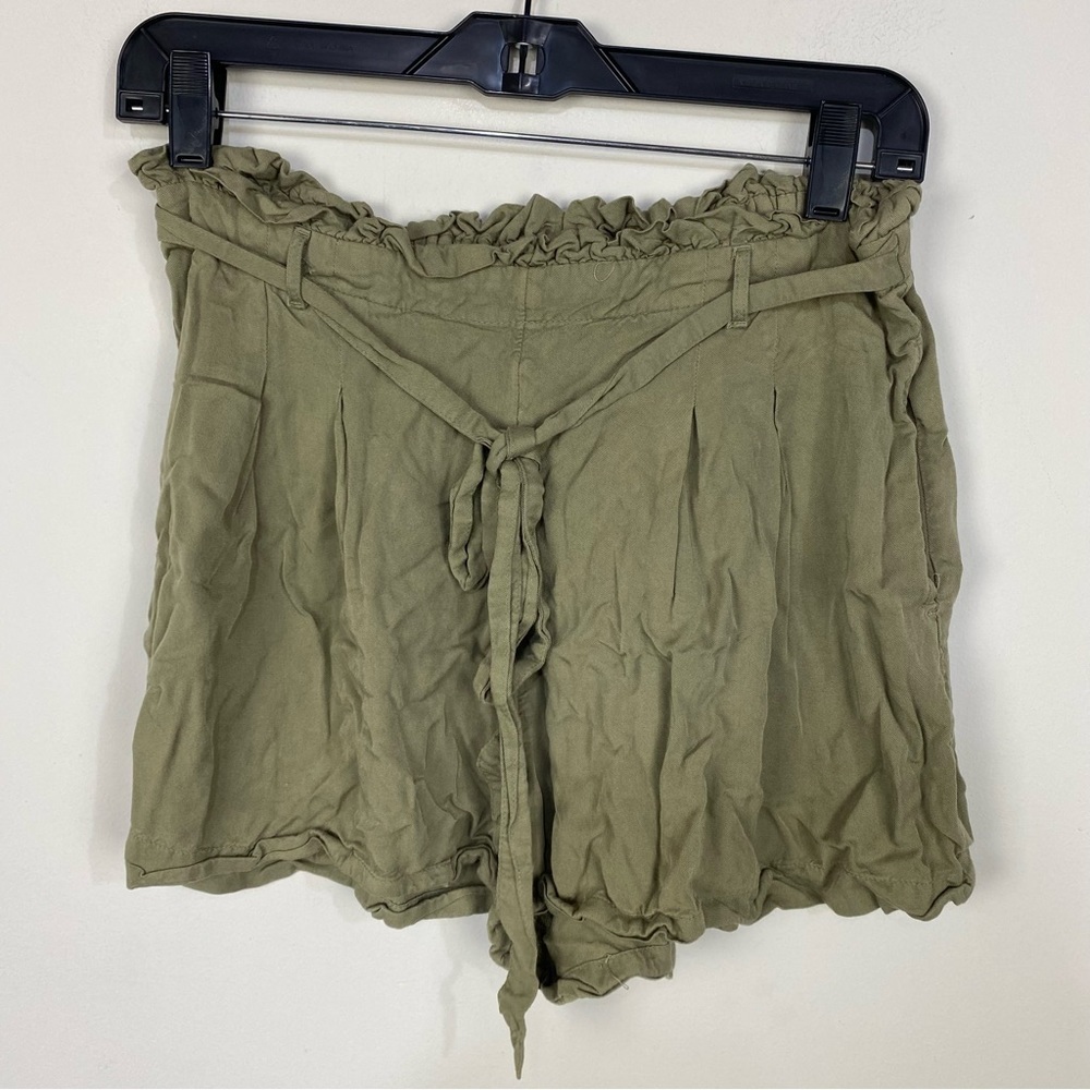 American Eagle sage green army shorts tie waistband